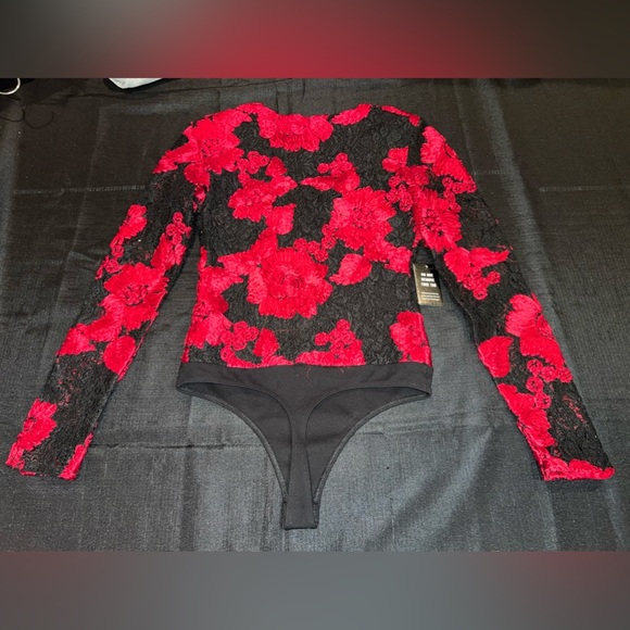 Express floral red black lace bodysuit - Picture 8 of 12